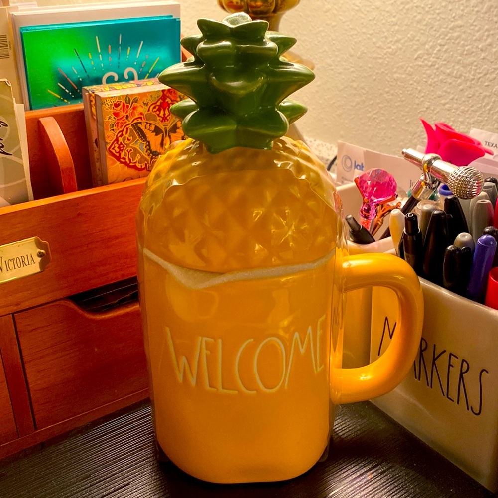 Rae Dunn Pineapple Mug
